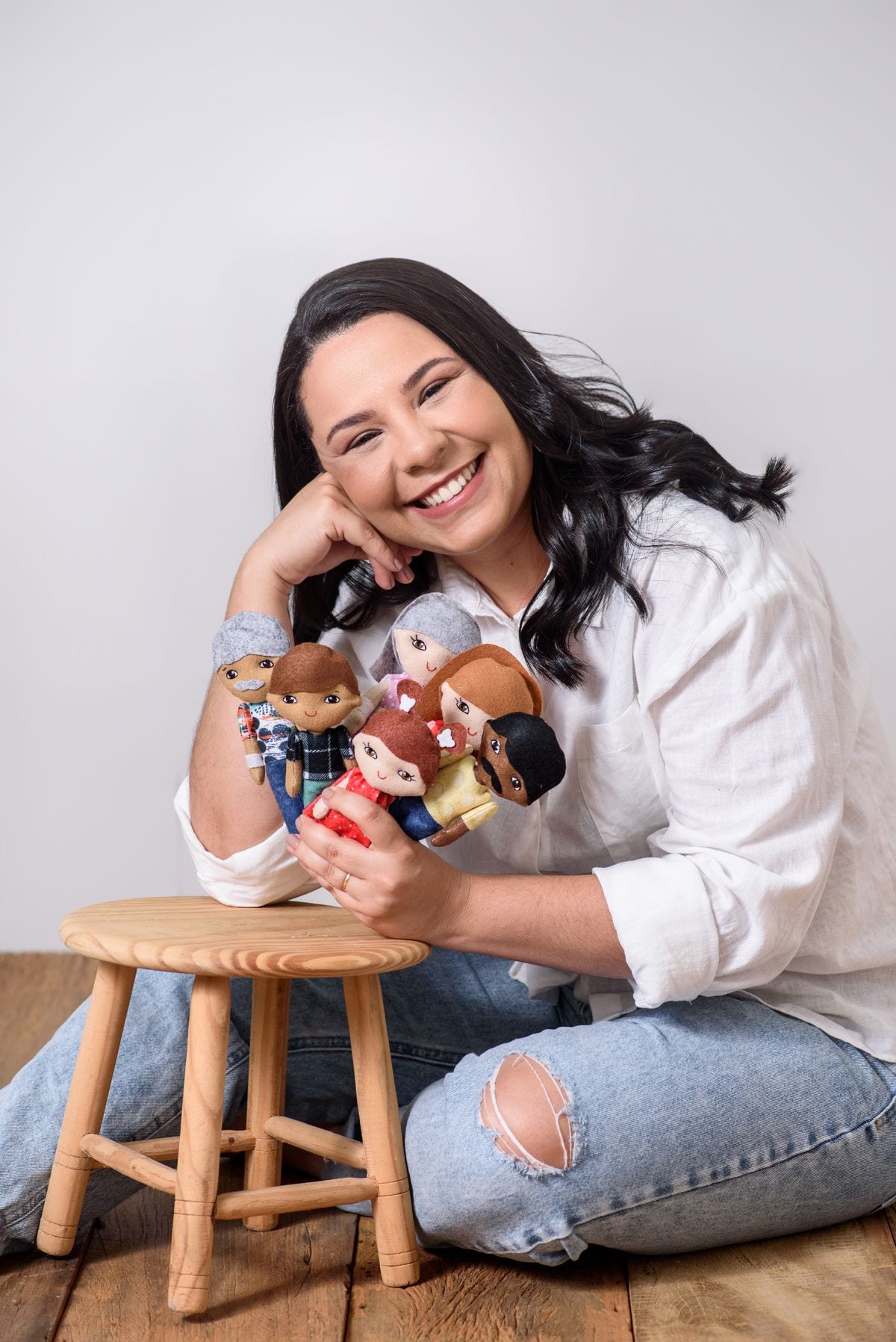 Educadora Luciana Ferreira — criadora da Caixa Mágica de Atividades